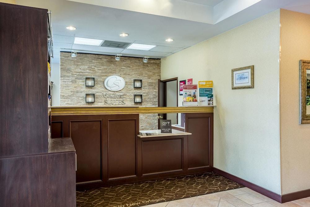 Comfort Suites New Orleans East Экстерьер фото